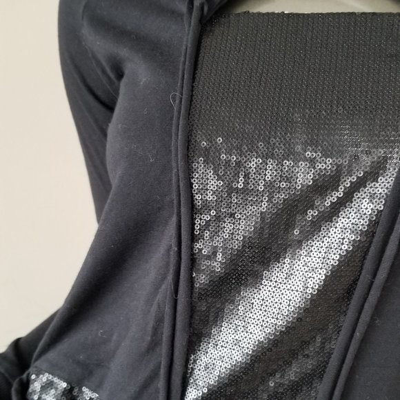Black sequins top - Picture 3 of 4